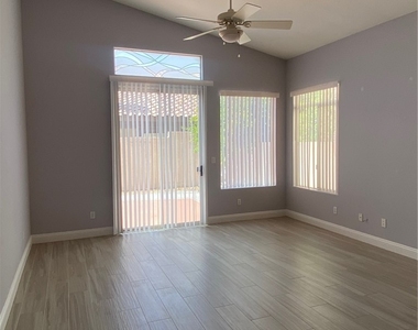 8727 Stockholm Avenue - Photo Thumbnail 21