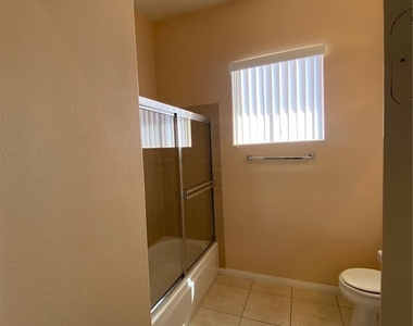 8727 Stockholm Avenue - Photo Thumbnail 34