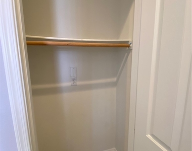 8727 Stockholm Avenue - Photo Thumbnail 38