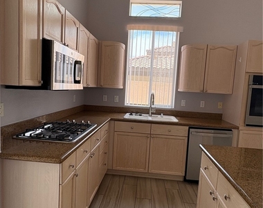 8727 Stockholm Avenue - Photo Thumbnail 8