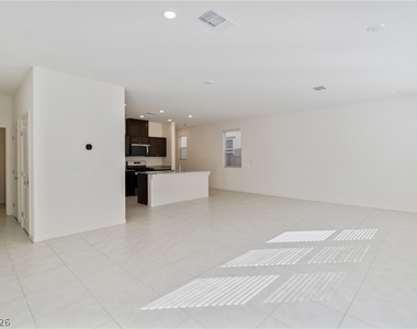 9079 Vesey Avenue - Photo Thumbnail 7