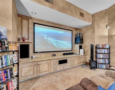 7258 Loma Alta Circle - Photo Thumbnail 33