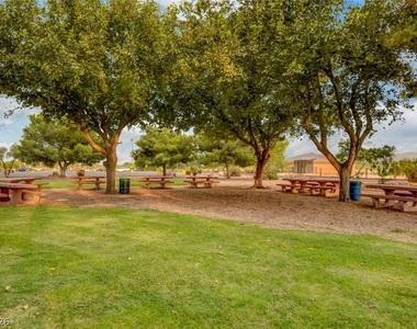 7258 Loma Alta Circle - Photo Thumbnail 96