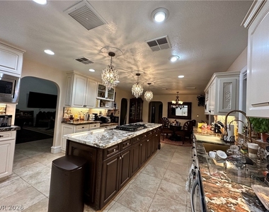7258 Loma Alta Circle - Photo Thumbnail 26