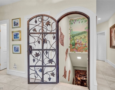 7258 Loma Alta Circle - Photo Thumbnail 6