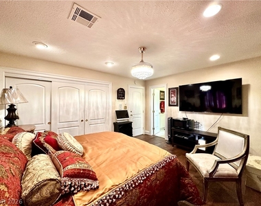 7258 Loma Alta Circle - Photo Thumbnail 38
