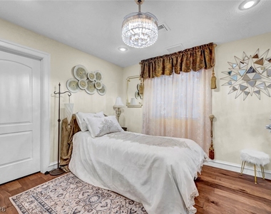 7258 Loma Alta Circle - Photo Thumbnail 55