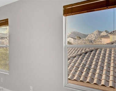 812 Sistine Street - Photo Thumbnail 20