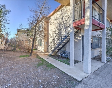 6979 Issac Avenue - Photo Thumbnail 3