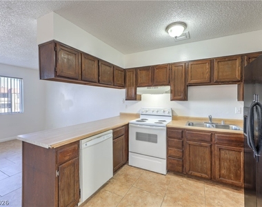 6979 Issac Avenue - Photo Thumbnail 16