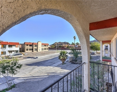 6979 Issac Avenue - Photo Thumbnail 9