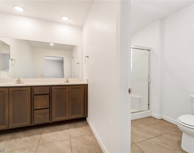 3545 Golden Chariot Ave - Photo Thumbnail 14