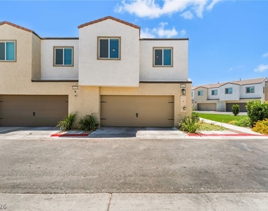 3545 Golden Chariot Ave - Photo Thumbnail 20