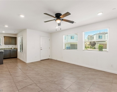 3545 Golden Chariot Ave - Photo Thumbnail 4