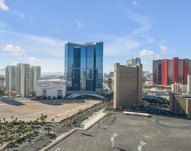 200 W Sahara Avenue - Photo Thumbnail 44