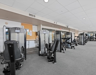 200 W Sahara Avenue - Photo Thumbnail 19