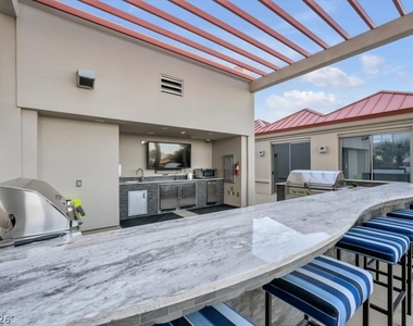 200 W Sahara Avenue - Photo Thumbnail 31