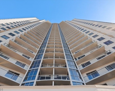 200 W Sahara Avenue - Photo Thumbnail 9
