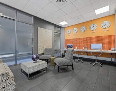 200 W Sahara Avenue - Photo Thumbnail 14