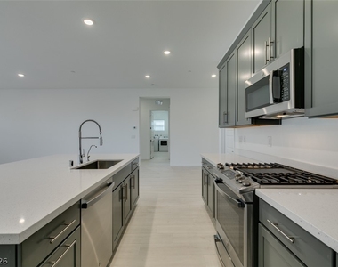 37 Charlotte Ridge Place - Photo Thumbnail 21