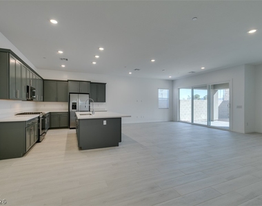 37 Charlotte Ridge Place - Photo Thumbnail 17