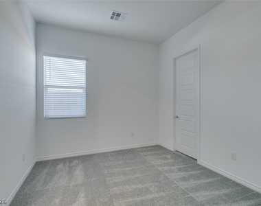 37 Charlotte Ridge Place - Photo Thumbnail 24