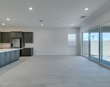 37 Charlotte Ridge Place - Photo Thumbnail 18