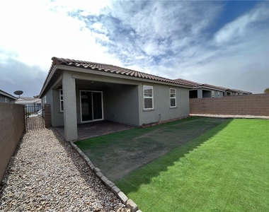 9748 Angel Valley Drive - Photo Thumbnail 22