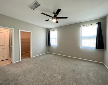 9748 Angel Valley Drive - Photo Thumbnail 15