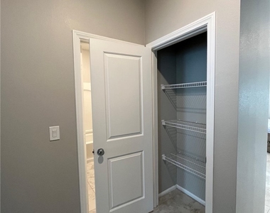 9748 Angel Valley Drive - Photo Thumbnail 13