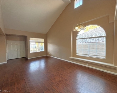 10341 Hunters Meadow Avenue - Photo Thumbnail 2