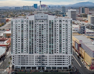 150 Las Vegas Boulevard - Photo Thumbnail 47