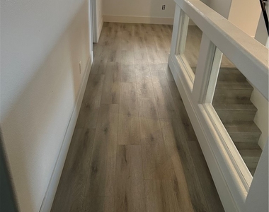 6319 Stag Hollow Court - Photo Thumbnail 5