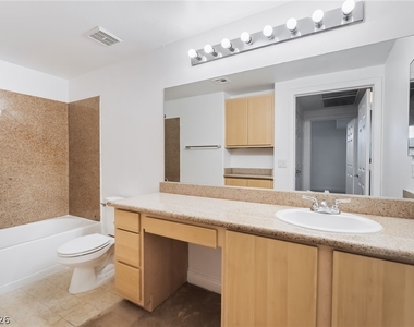 8000 W Badura Avenue - Photo Thumbnail 17