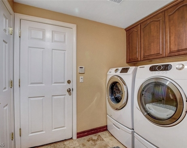 6734 Coronado Crest Avenue - Photo Thumbnail 46