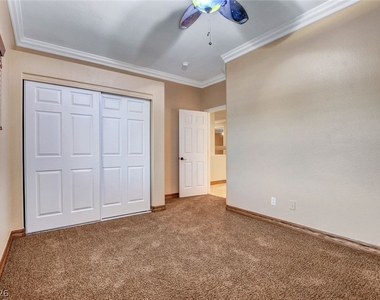 6734 Coronado Crest Avenue - Photo Thumbnail 42