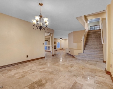 6734 Coronado Crest Avenue - Photo Thumbnail 11