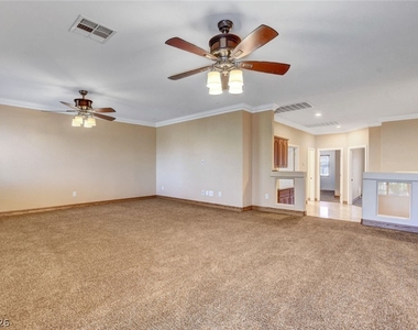 6734 Coronado Crest Avenue - Photo Thumbnail 30