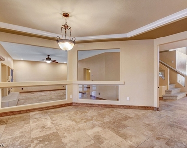 6734 Coronado Crest Avenue - Photo Thumbnail 13