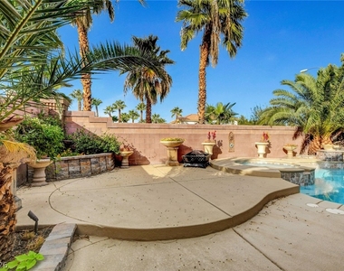 6734 Coronado Crest Avenue - Photo Thumbnail 54