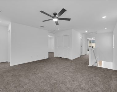 10239 Estancia Hill Street - Photo Thumbnail 19