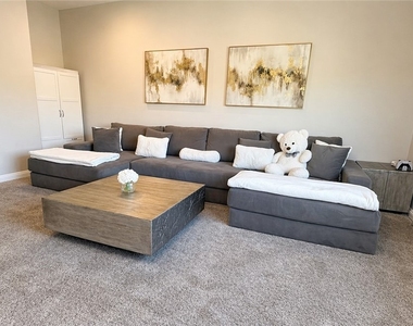 417 Lake Windemere Street - Photo Thumbnail 7