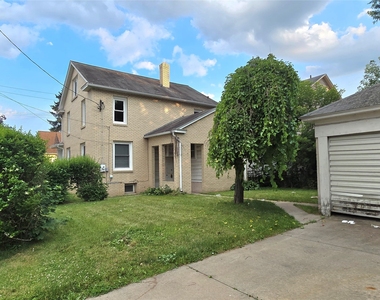 1911 Tracy St - Photo Thumbnail 1