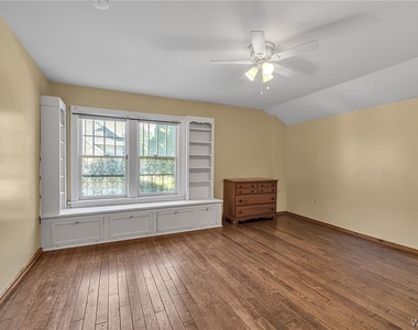 1004 87th Street - Photo Thumbnail 11