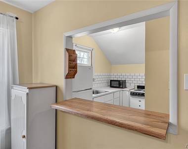 1004 87th Street - Photo Thumbnail 6