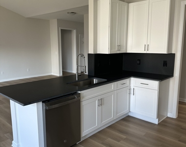 126 Horseshoe Lane - Photo Thumbnail 8