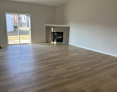 126 Horseshoe Lane - Photo Thumbnail 3