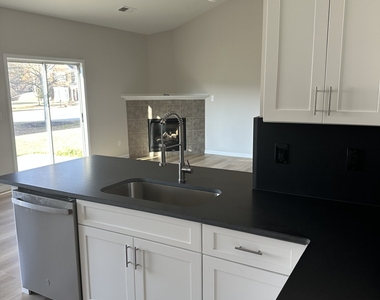 126 Horseshoe Lane - Photo Thumbnail 6