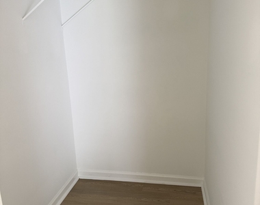 2128 Terrace Club Court - Photo Thumbnail 9