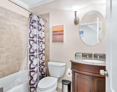 4260 Beverly Lane Ne - Photo Thumbnail 19
